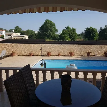 Villa Vila Dobsi *